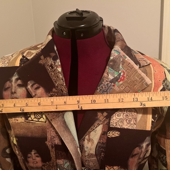 Walking Art Australia Short Coat Excellent Used Condition - Picture 7 of 8